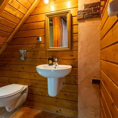 Drewniany Z Prywatna Sauna Belwederek - Ogrodzony, Blisko Szlakow